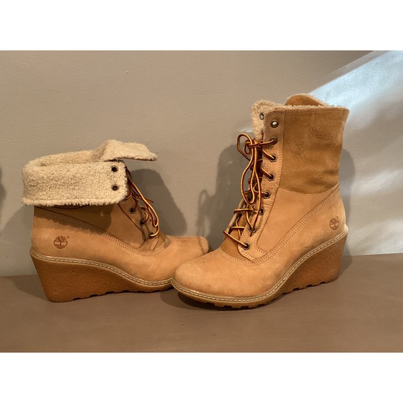 Timberland Sherpa Wedge Boots Suede Leather Womens Ankle Booties EUC 6 - Picture 1 of 8